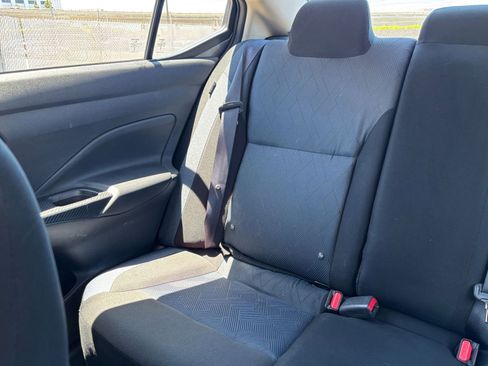 Used 2025 Nissan Versa SV FWD image 37
