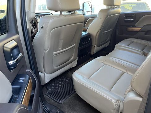 Used 2015 Chevrolet Silverado 2500 LTZ w/ Duramax Plus Package image 9