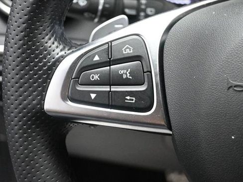 Certified 2019 Mercedes-Benz GLC 300 4MATIC image 11