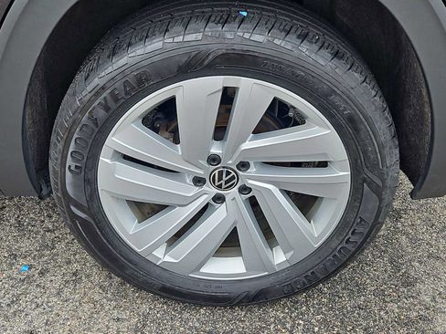 Used 2023 Volkswagen Atlas Cross Sport SE AWD/4WD image 8