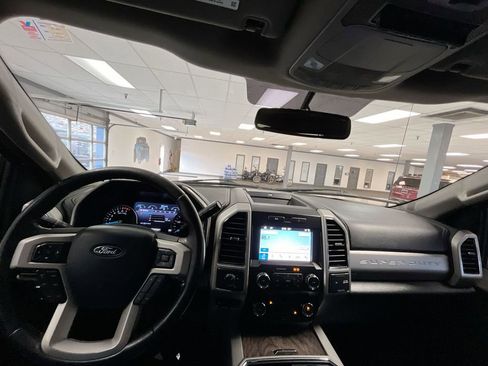 Used 2019 Ford F250 Lariat w/ Snow Plow Prep Package image 15