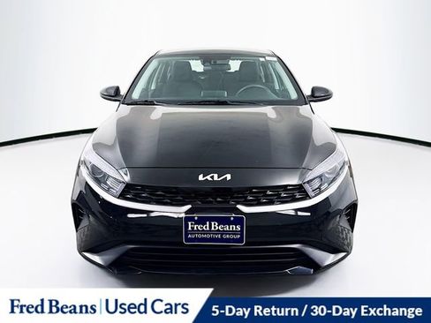 Used 2023 Kia Forte LXS image 2