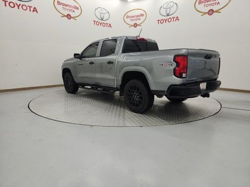 Used 2025 Chevrolet Colorado W/T w/ WT Custom Package image 6