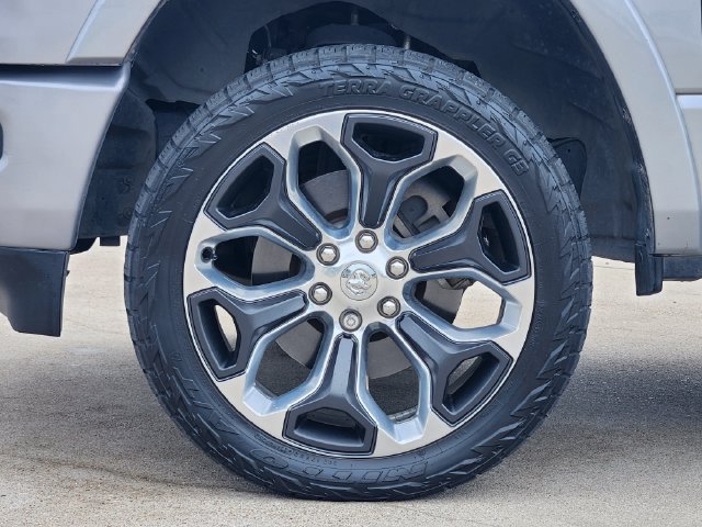 Used 2021 RAM 1500 Limited AWD/4WD image 10
