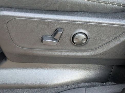 New 2026 RAM 1500 Big Horn w/ Night Edition image 10