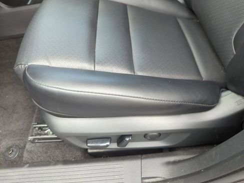 Certified 2023 Nissan Rogue SV w/ SV Premium B Package AWD/4WD image 33