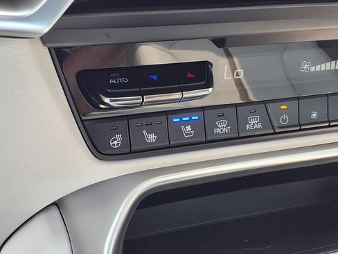 New 2026 MAZDA CX-90 Plug-In Hybrid w/ Premium Plus AWD/4WD image 9