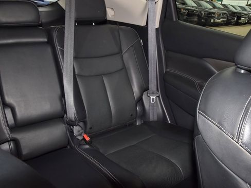 Used 2020 Nissan Murano SL w/ Moonroof Package FWD image 21