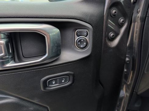 Used 2025 Jeep Wrangler Unlimited Sport S 4xe w/ Convenience Group AWD/4WD image 13