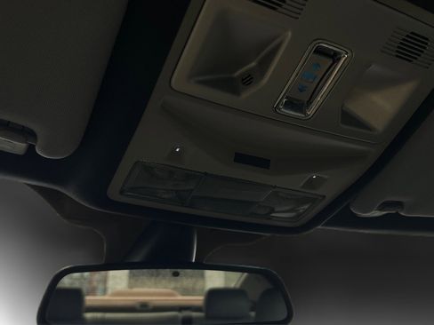 Used 2013 Jaguar XF 3.0 image 50