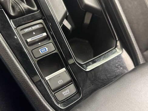 Used 2025 Honda Accord Sport image 37