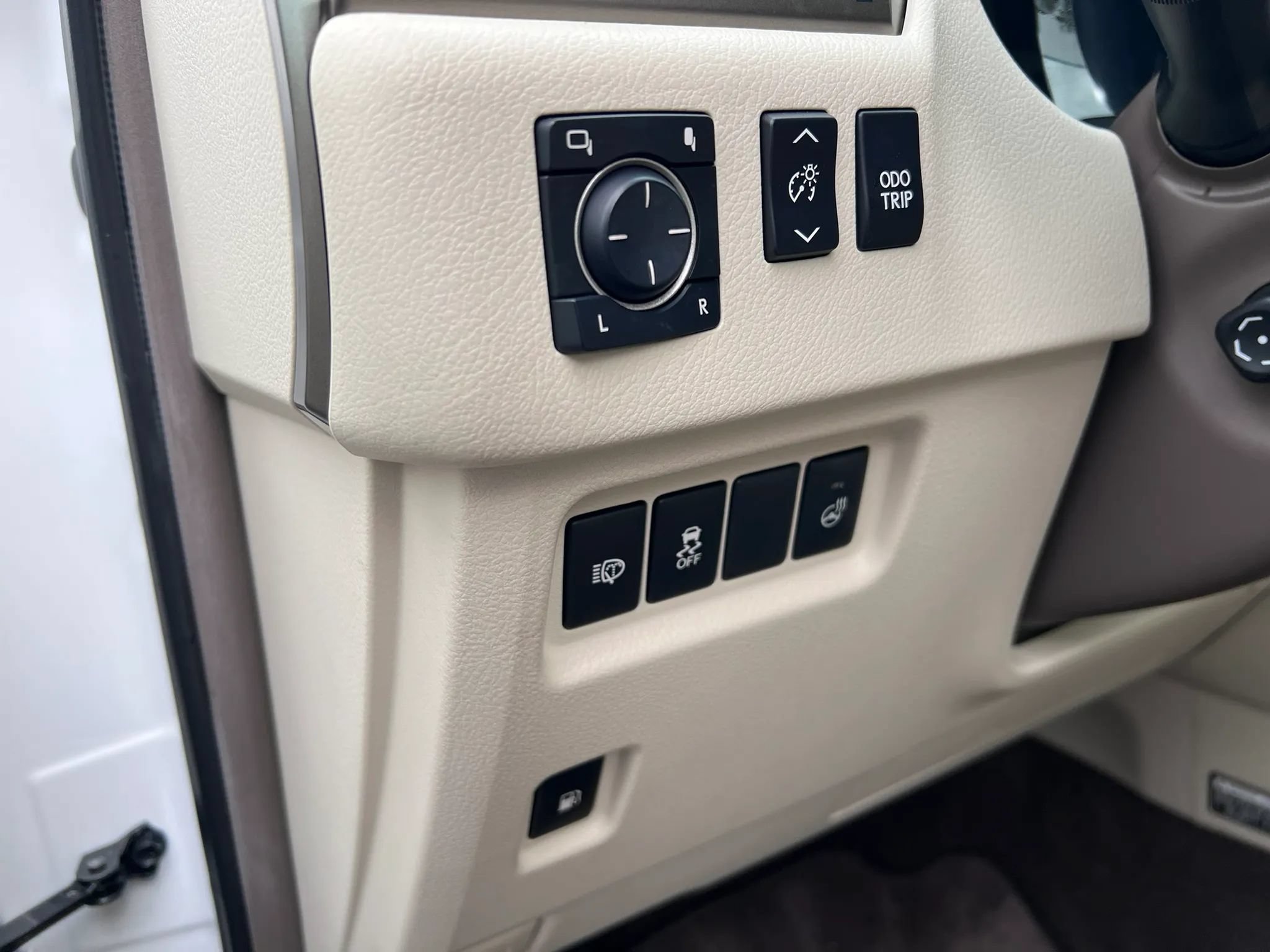 Used 2014 Lexus GX 460 Luxury AWD/4WD image 16