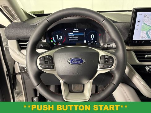 New 2026 Ford Explorer Active RWD image 16