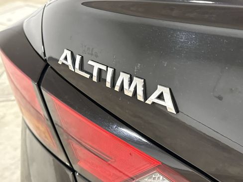 Used 2022 Nissan Altima 2.5 Platinum AWD/4WD image 27