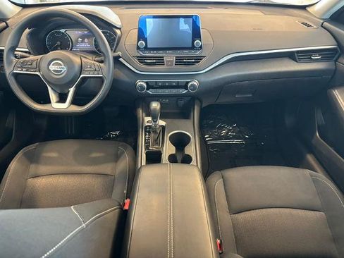 Certified 2022 Nissan Altima 2.5 SV FWD image 28