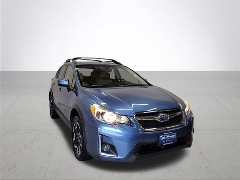 Used 2017 Subaru Crosstrek 2.0i Limited AWD/4WD image 4