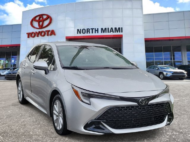 Used 2023 Toyota Corolla SE FWD image 1