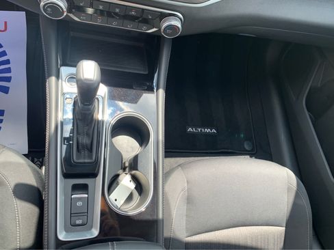 Used 2024 Nissan Altima 2.5 SV w/ SV Premium Package AWD/4WD image 20