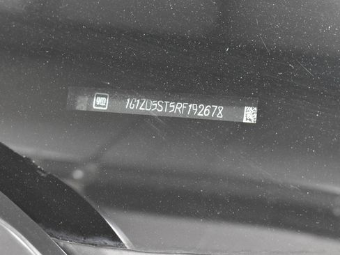 Used 2024 Chevrolet Malibu LT FWD image 33