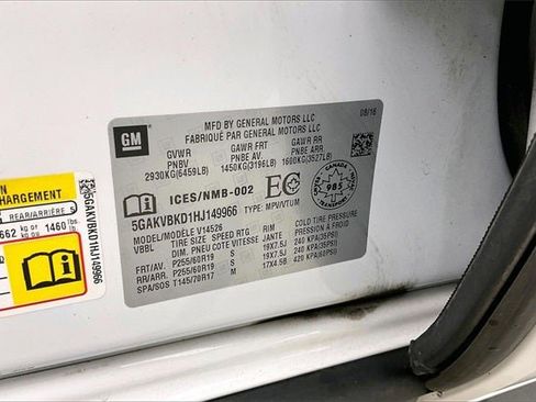 Used 2017 Buick Enclave Leather image 32