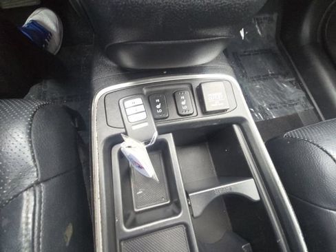 Used 2015 Honda CR-V Touring image 29