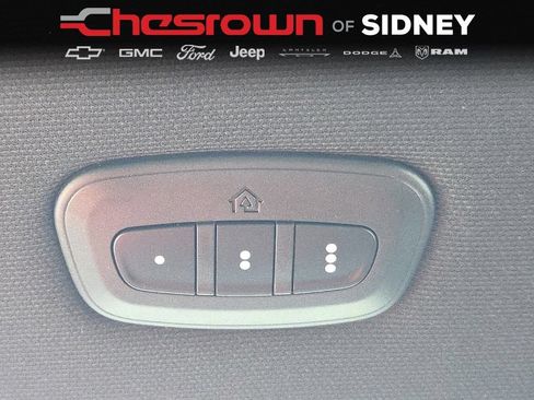 Used 2025 RAM 2500 Limited AWD/4WD image 35