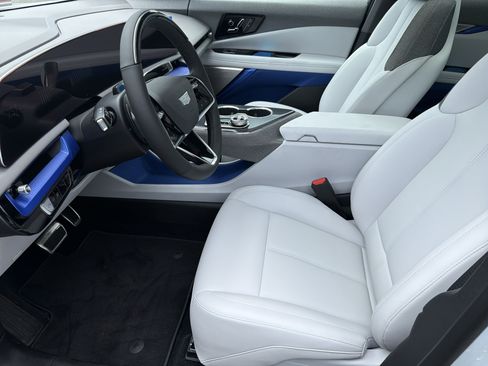 New 2026 Cadillac Optiq Luxury 1 RWD image 10