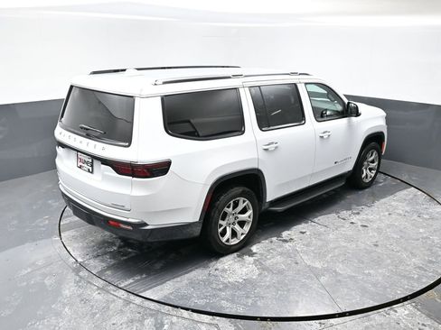 Used 2022 Jeep Wagoneer Series II image 41