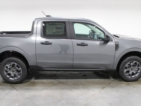 New 2026 Ford Maverick XLT w/ XLT Luxury Package FWD image 10