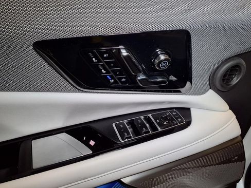 Certified 2025 Cadillac Optiq Luxury 2 w/ LPO, Floor Liner Package AWD/4WD image 12