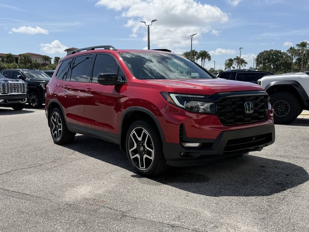 Used 2023 Honda Passport Elite image 2
