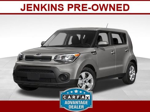 Used 2017 Kia Soul FWD image 1