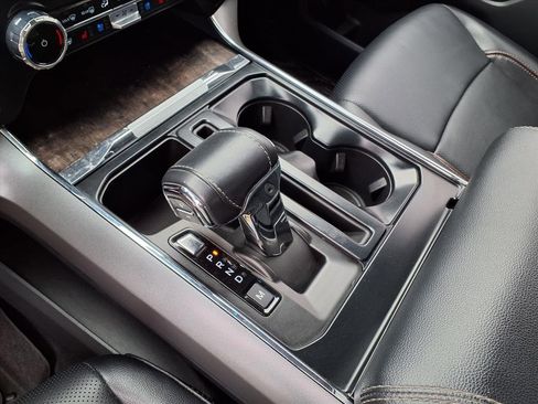 Used 2023 Ford F150 Lariat w/ Equipment Group 502A High image 25