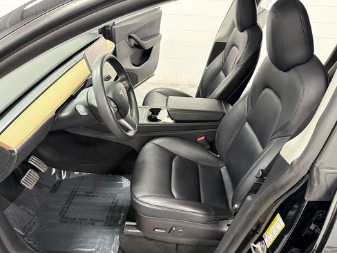 Used 2021 Tesla Model Y Long Range AWD/4WD image 11