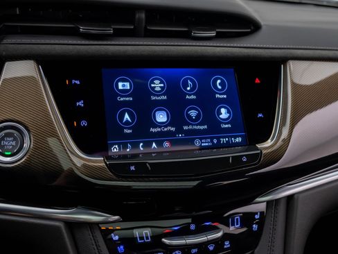 Certified 2025 Cadillac XT6 Premium Luxury w/ Platinum Package AWD/4WD image 32