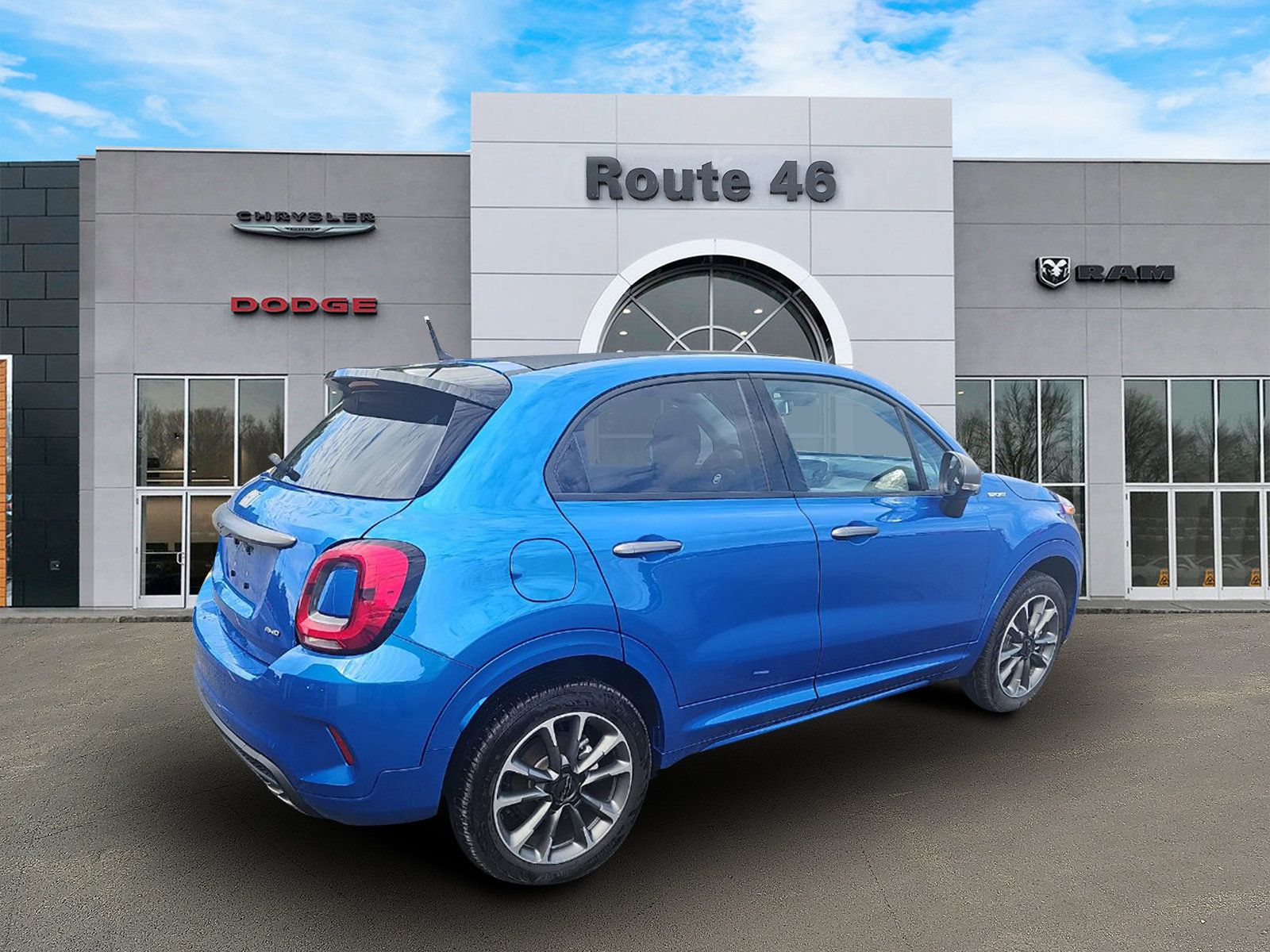 Used 2023 FIAT 500X Sport w/ Technology Group AWD/4WD image 4
