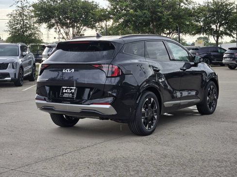 New 2026 Kia Sportage SX FWD image 4