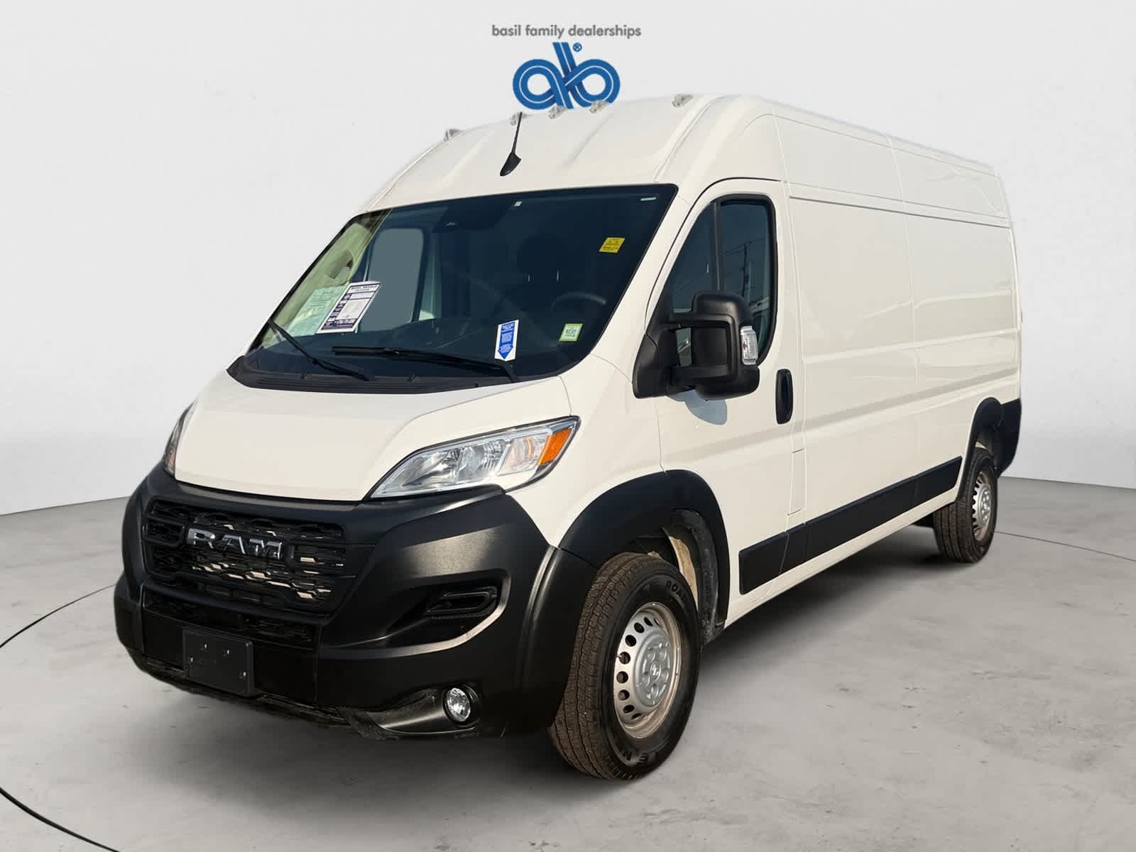 Used 2026 RAM ProMaster 2500 w/ Convenience Group FWD image 2