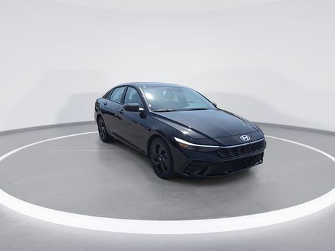 New 2026 Hyundai Elantra Sport FWD image 2