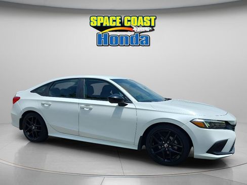 Certified 2022 Honda Civic Sport image 4