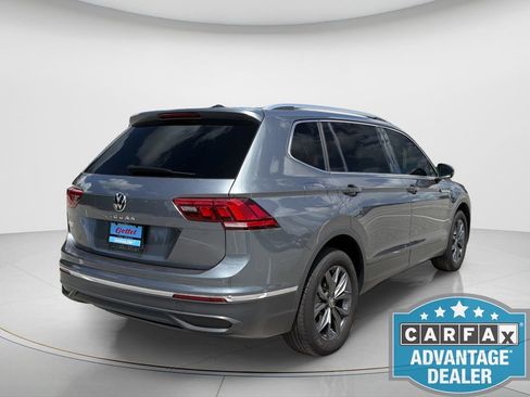 Used 2022 Volkswagen Tiguan SE FWD image 5