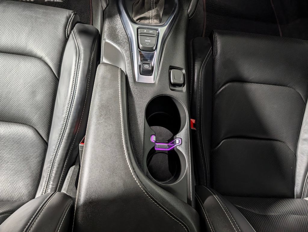 Used 2024 Chevrolet Camaro LT RWD image 15