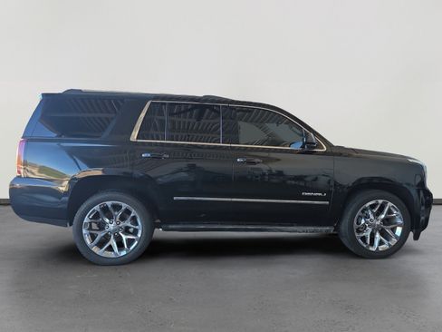 Used 2017 GMC Yukon Denali w/ Open Road Package image 6