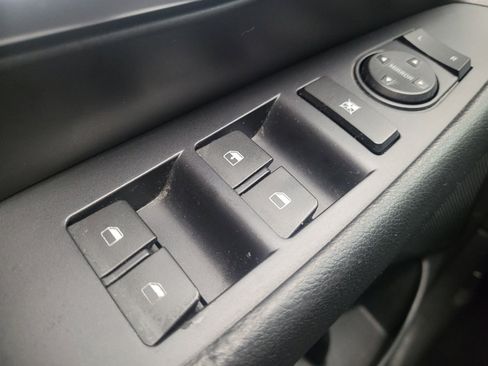 Used 2018 Hyundai Elantra GT image 27