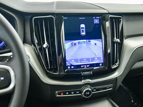 Certified 2023 Volvo XC60 B5 Core w/ Protection Package Premier image 22