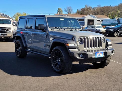 Used 2021 Jeep Wrangler Unlimited Sport image 3