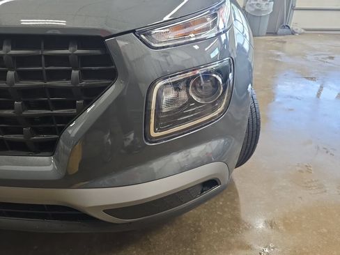 New 2026 Hyundai Venue SE FWD image 32