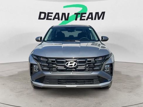 Certified 2026 Hyundai Tucson SE image 2