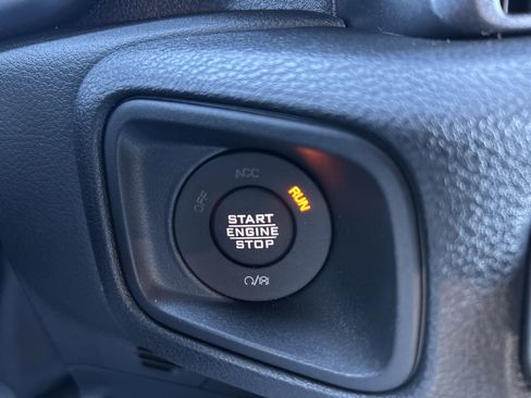 New 2026 Jeep Gladiator Sport image 39