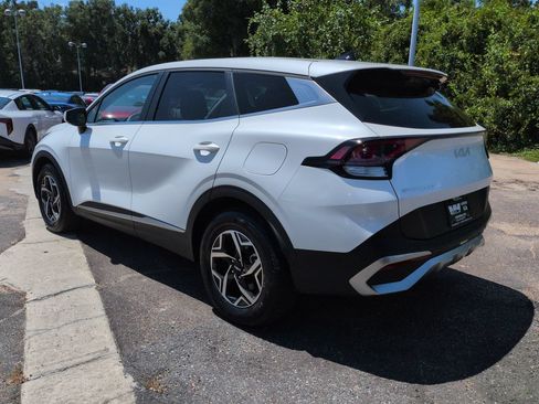 Certified 2025 Kia Sportage LX FWD image 7